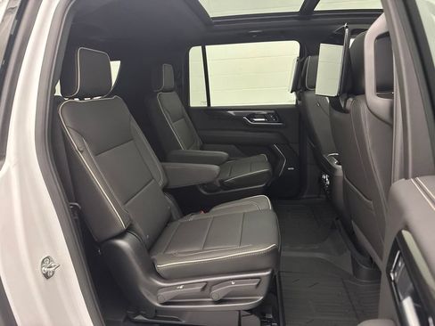 New 2026 GMC Yukon XL Elevation w/ Elevation Premium Package AWD/4WD image 75