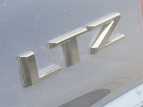 Used 2021 Chevrolet Silverado 3500 LTZ w/ LTZ Plus Package image 12