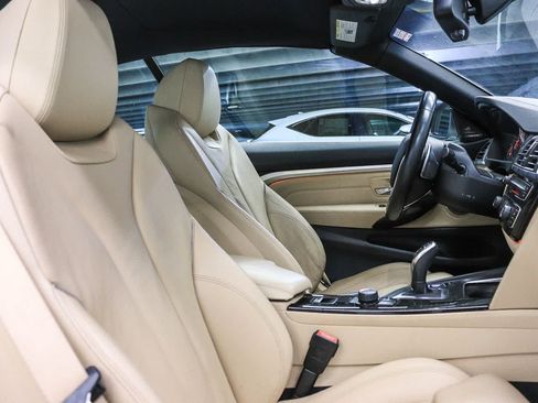 Used 2018 BMW 440i Convertible RWD image 16