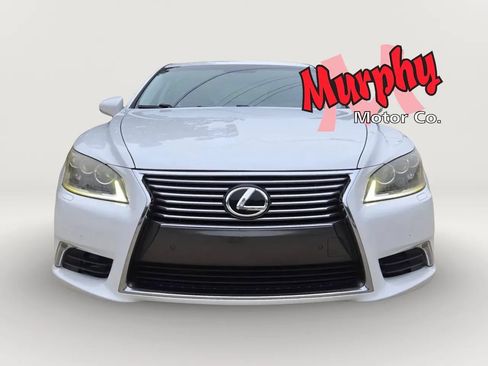 Used 2013 Lexus LS 460 w/ Comfort Pkg RWD image 5
