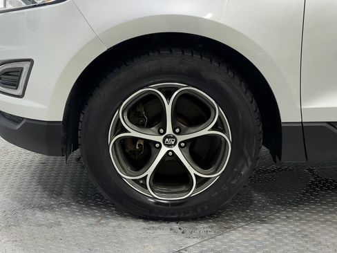 Used 2018 Ford Edge Titanium w/ Canadian Touring Package image 36