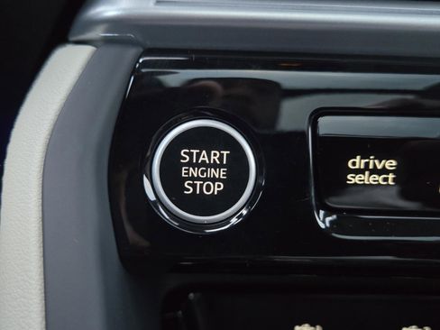 New 2025 Audi Q5 Premium Plus image 13