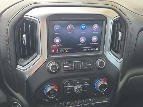 Used 2020 Chevrolet Silverado 1500 LT Trail Boss w/ Convenience Package image 14