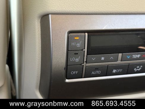 Used 2018 Lexus GX 460 Premium w/ Premium Package image 22