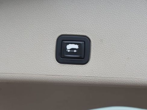 Used 2016 Cadillac SRX Performance w/ Driver Awareness Package image 42