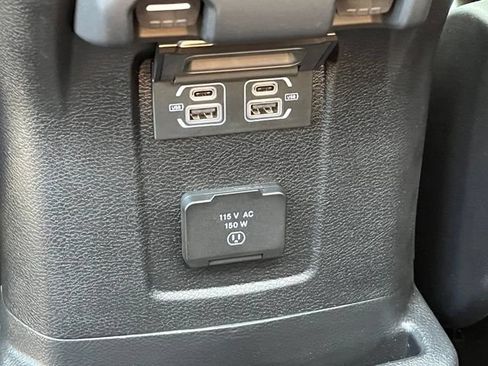 Used 2024 Jeep Wrangler High Altitude AWD/4WD image 21