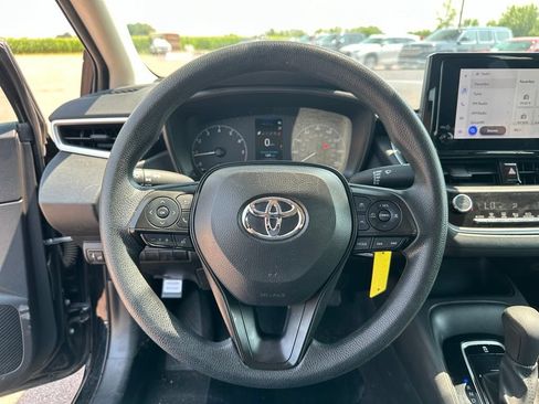 Used 2024 Toyota Corolla LE FWD image 14