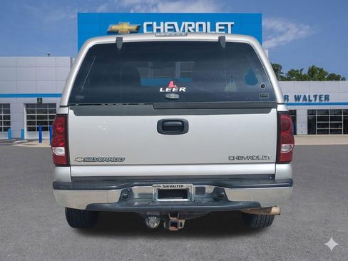 Used 2005 Chevrolet Silverado 1500 LS w/ Light Duty Power Package RWD image 5