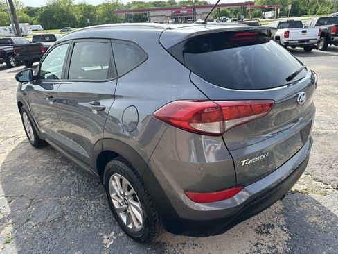 Used 2016 Hyundai Tucson SE w/ Option Group 02 FWD image 7