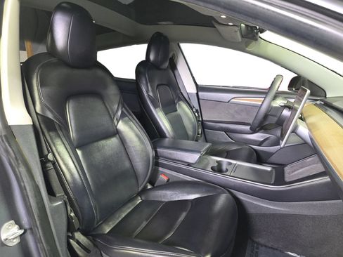 Used 2022 Tesla Model 3 RWD image 13