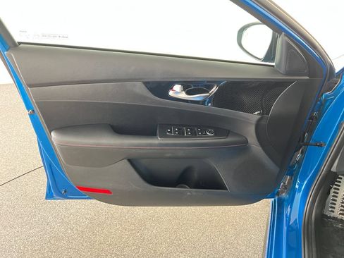 Used 2022 Kia Forte GT FWD image 12