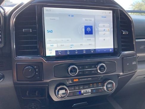 Used 2022 Ford F450 Limited w/ FX4 Off-Road Package image 32