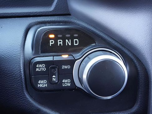 Used 2021 RAM 1500 Big Horn image 13