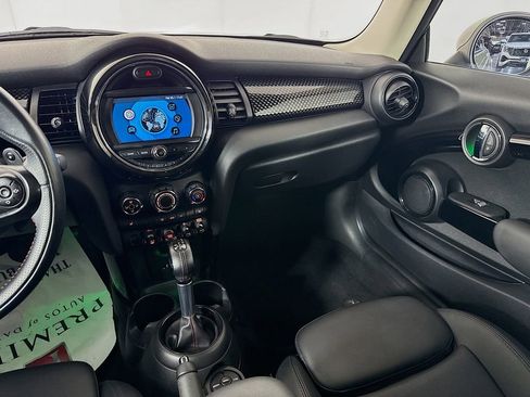 Used 2019 MINI Cooper S w/ Signature Upholstery Package image 27