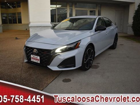 Used 2024 Nissan Altima 2.5 SR image 5