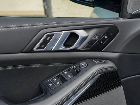 Used 2026 BMW X5 xDrive40i w/ Executive Package image 10