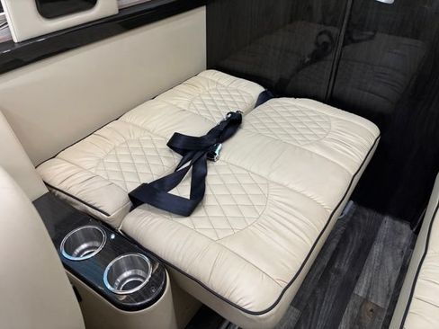 Used 2019 Mercedes-Benz Sprinter 3500 image 41