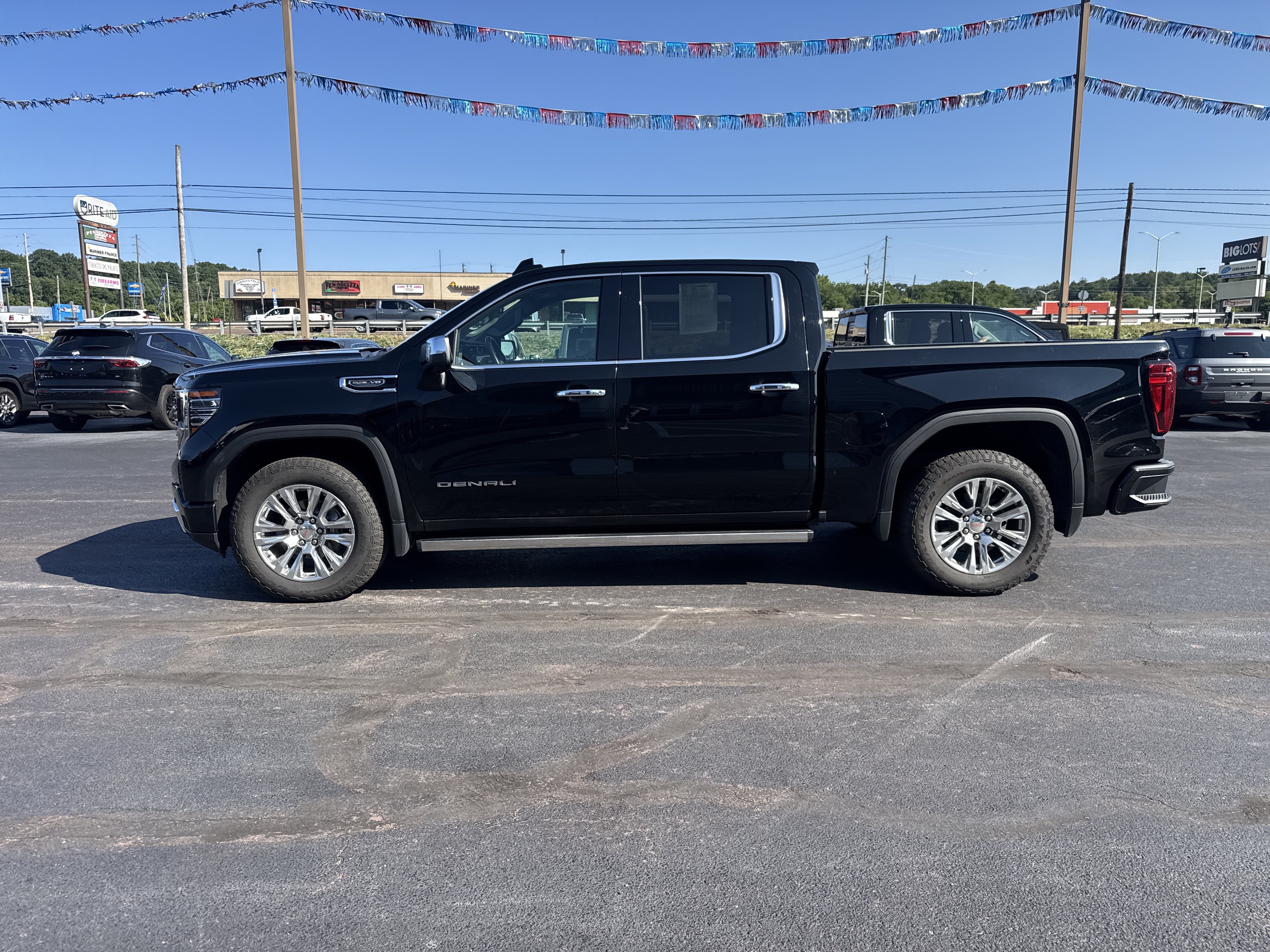 Used 2023 GMC Sierra 1500 Denali AWD/4WD image 7