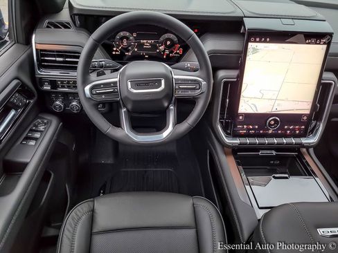 New 2026 GMC Yukon Denali w/ Sun & Power Step Package image 13
