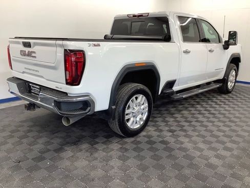Used 2021 GMC Sierra 2500 SLT w/ SLT Preferred Package image 23