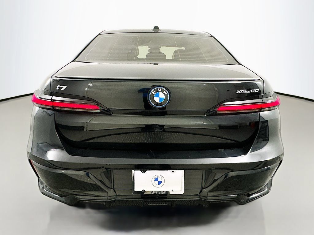 Used 2025 BMW i7 xDrive60 w/ Executive Package AWD/4WD image 6