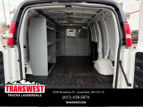 Used 2015 Chevrolet Express 2500 image 12