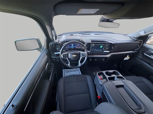 Used 2024 Chevrolet Silverado 1500 LT image 13