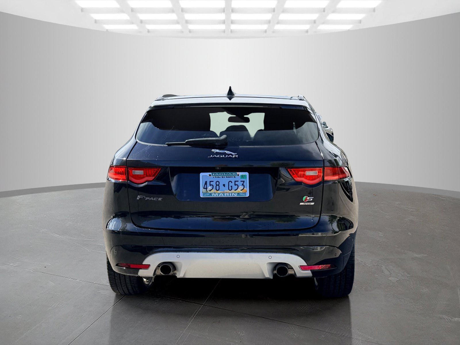 Used 2017 Jaguar F-PACE S AWD/4WD image 6