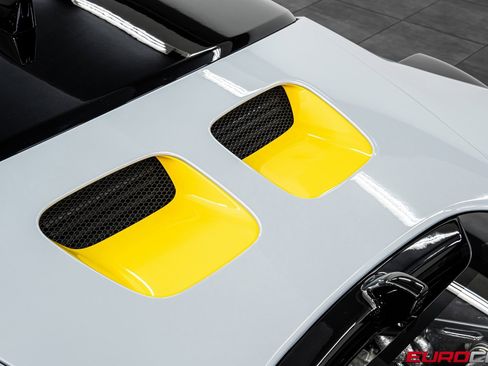 Used 2025 Ferrari SF90 Stradale XX image 27