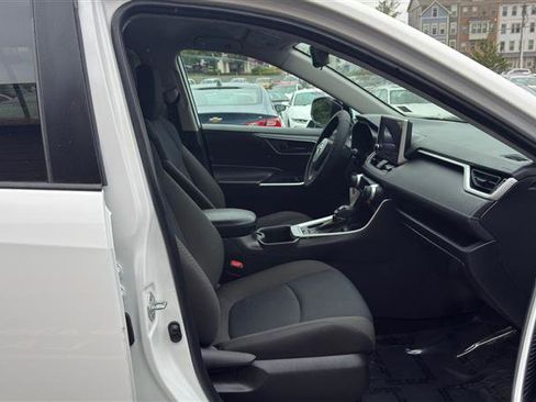 Used 2024 Toyota RAV4 LE FWD image 14