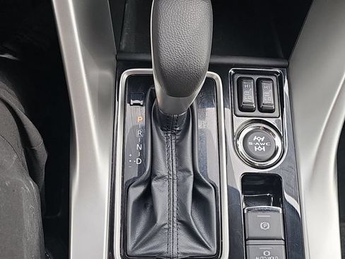 Used 2026 Mitsubishi Eclipse Cross AWD image 17