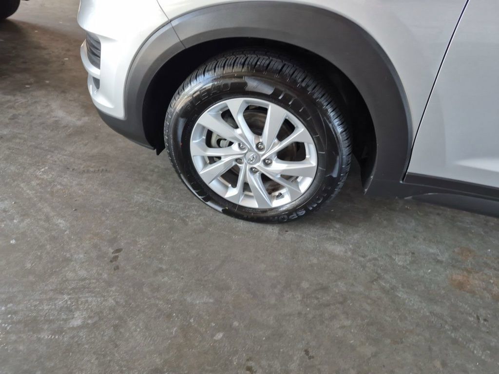 Used 2020 Hyundai Tucson Value w/ Cargo Package FWD image 11