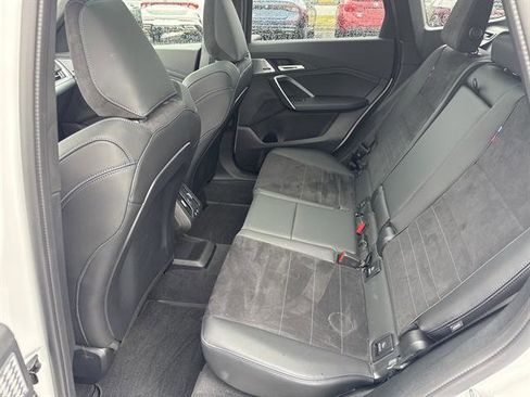 Used 2025 BMW X1 xDrive28i w/ Premium Package image 16