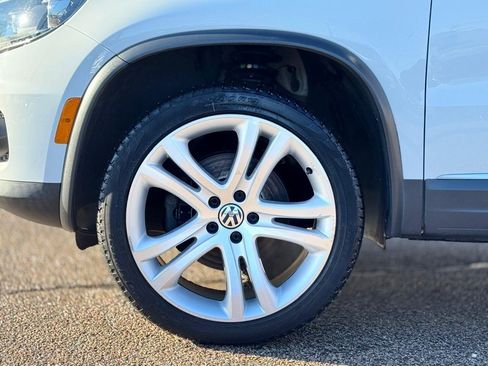 Used 2016 Volkswagen Tiguan SEL image 10
