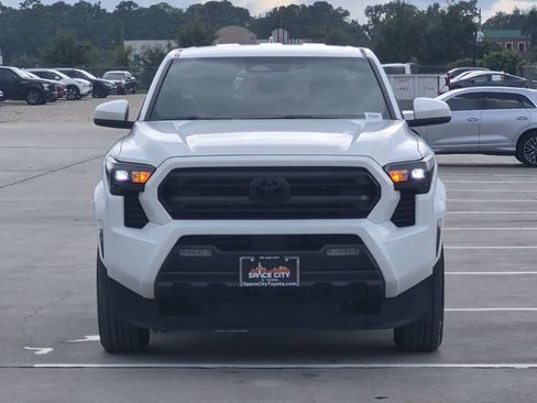 Used 2024 Toyota Tacoma SR5 RWD image 9