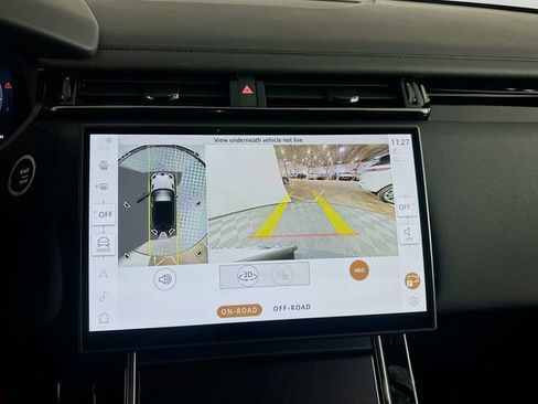 Used 2026 Land Rover Range Rover Velar Dynamic SE image 17