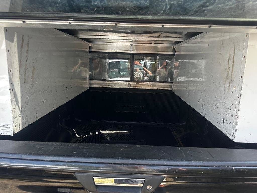 Used 2020 Nissan Titan SV w/ SV Convenience Package RWD image 10