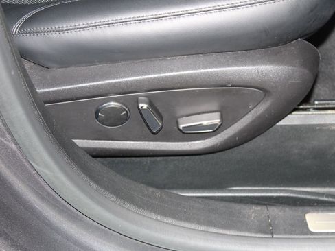 Used 2022 Lincoln Nautilus Reserve w/ Equipment Group 201A image 28