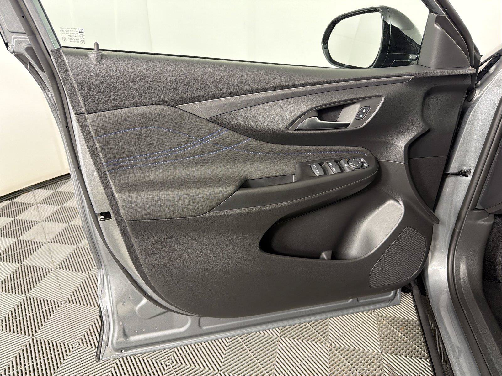 New 2026 Buick Envista Sport Touring FWD image 8