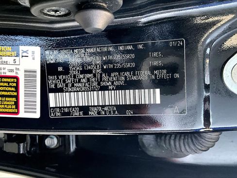 Used 2024 Toyota Highlander XSE FWD image 32