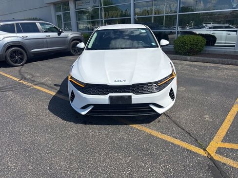 Used 2022 Kia K5 LXS FWD image 2