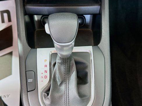 Used 2022 Kia Forte LXS FWD image 16