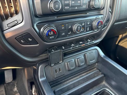 Used 2016 GMC Sierra 1500 SLT w/ All-Terrain Package AWD/4WD image 25
