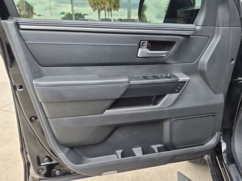 Used 2025 Toyota Tundra Platinum AWD/4WD image 19