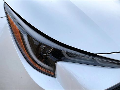 Used 2022 Toyota Corolla SE image 26