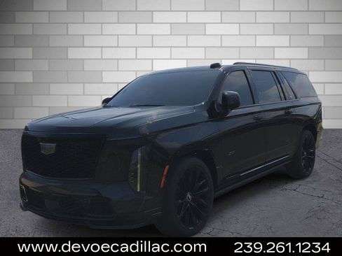 Certified 2025 Cadillac Escalade ESV V w/ LPO, ONYX Package AWD/4WD image 1