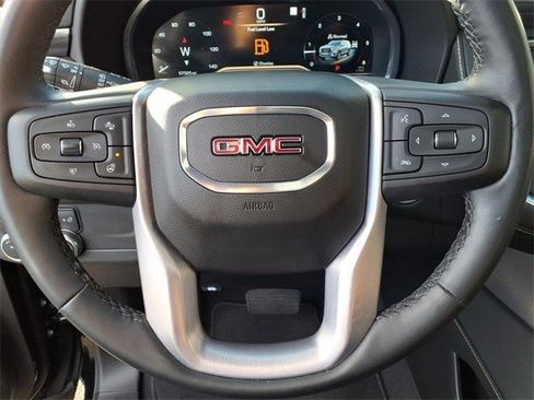 Certified 2023 GMC Yukon SLT w/ SLT Luxury Package image 1