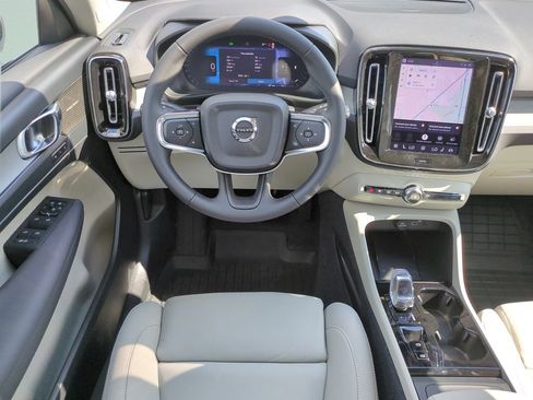 New 2026 Volvo XC40 B5 Ultra AWD/4WD image 11