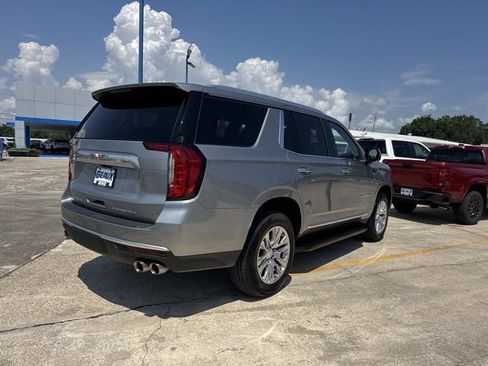 Used 2024 GMC Yukon Denali RWD image 10