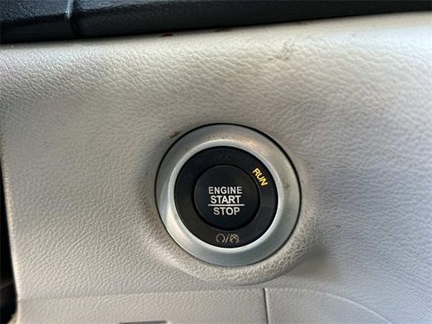 Certified 2019 Chrysler Pacifica Touring Plus image 22